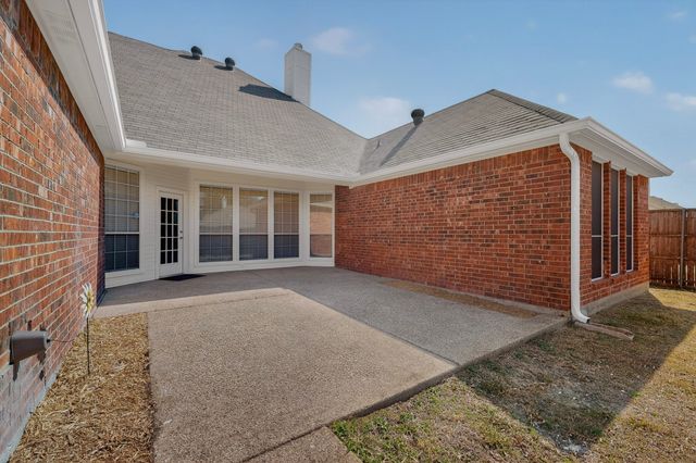 104 Worchester Lane, Allen, TX 75002