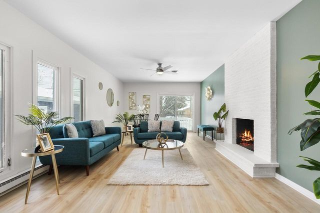 1401 Meadowbrook BOULEVARD, Mount Pleasant, WI 53405