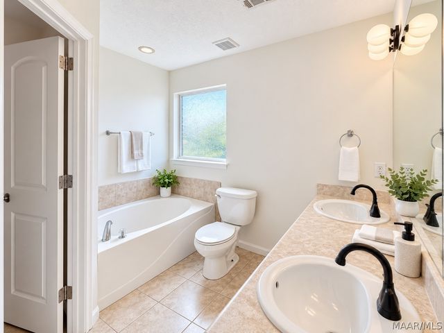 5868 HAMMERMILL Loop, Montgomery, AL 36116