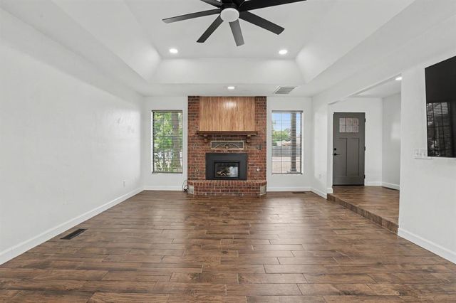 509 Golden Oaks Drive, Norman, OK 73072
