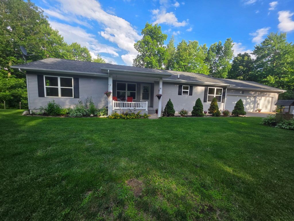 6670 Tower Lake Road Ne, Grattan Twp, MI 48809