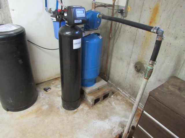 N1483 SHORE DRIVE, Marinette, WI 54143