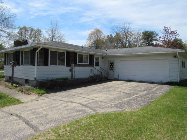 N1483 SHORE DRIVE, Marinette, WI 54143