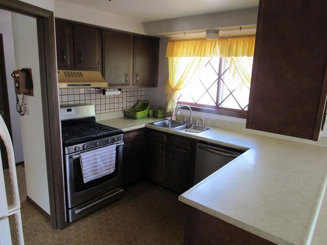 N1483 SHORE DRIVE, Marinette, WI 54143