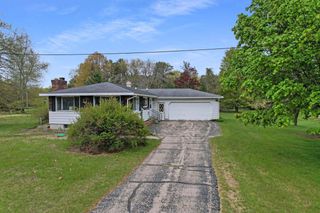 N1483 SHORE DRIVE, Marinette, WI 54143