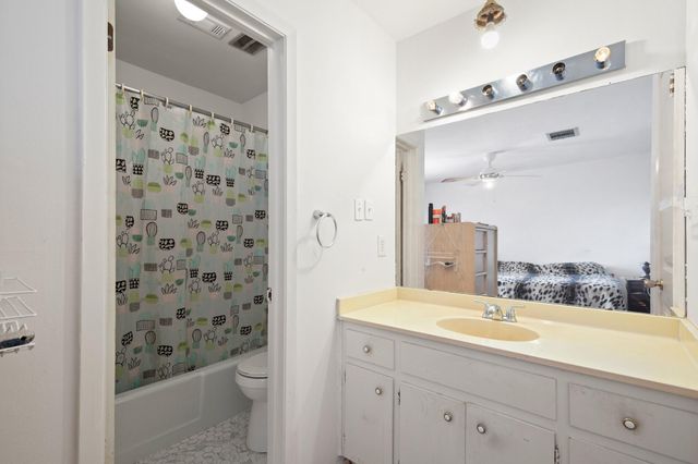 10411 BUTTON QUAIL DR, Austin, TX 78758