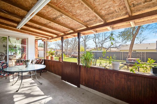 10411 BUTTON QUAIL DR, Austin, TX 78758