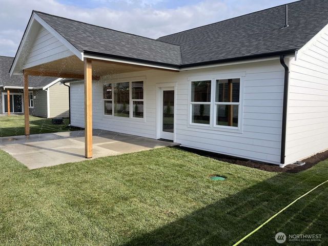 2180 Lagerwey Circle, Lynden, WA 98264