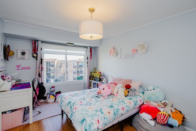 1101 S Hunt Club Drive 403, Mount Prospect, IL 60056