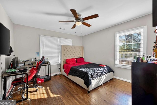 620 Hamilton E Holmes Drive NW, Atlanta, GA 30318