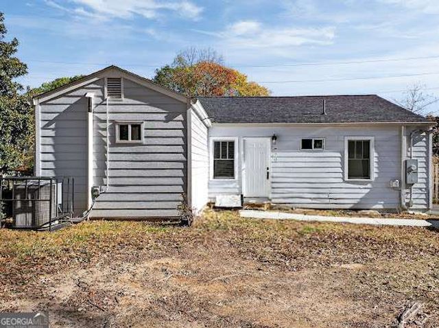 620 Hamilton E Holmes Drive NW, Atlanta, GA 30318