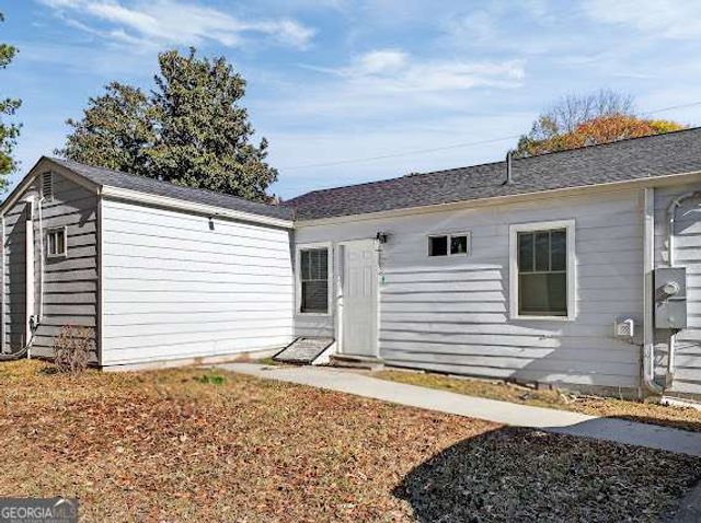 620 Hamilton E Holmes Drive NW, Atlanta, GA 30318