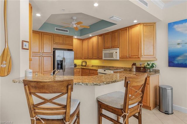 4182 Bay Beach LN 733, Fort Myers Beach, FL 33931