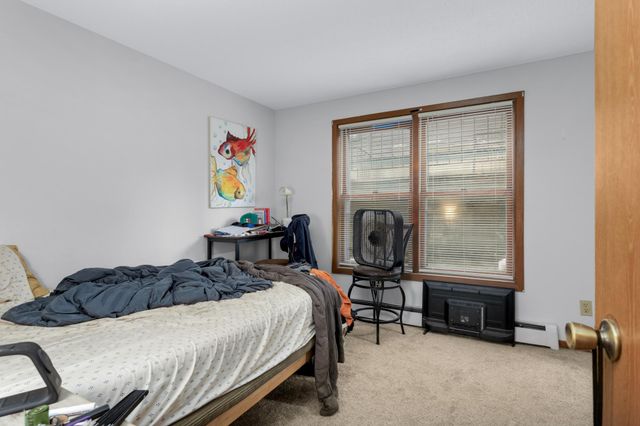 588 Selby Avenue, Saint Paul, MN 55102