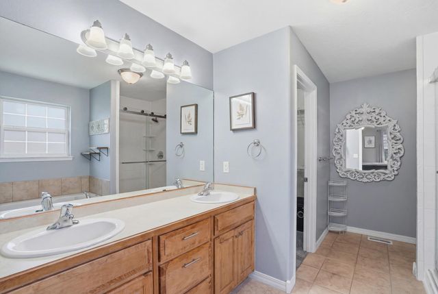 5713 S Lexington Avenue S, Springfield, MO 65810