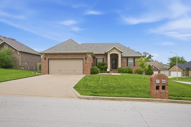 5713 S Lexington Avenue S, Springfield, MO 65810