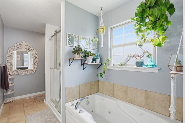 5713 S Lexington Avenue S, Springfield, MO 65810
