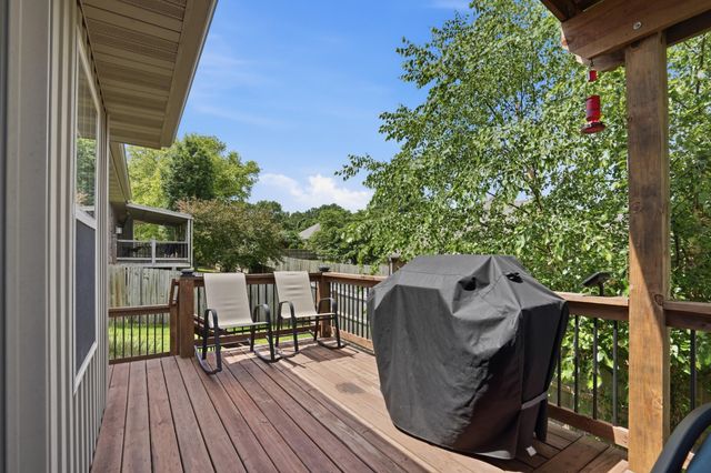 5713 S Lexington Avenue S, Springfield, MO 65810