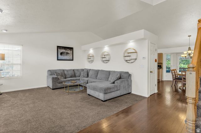 846 E HOLROYD DR, South Ogden, UT 84403
