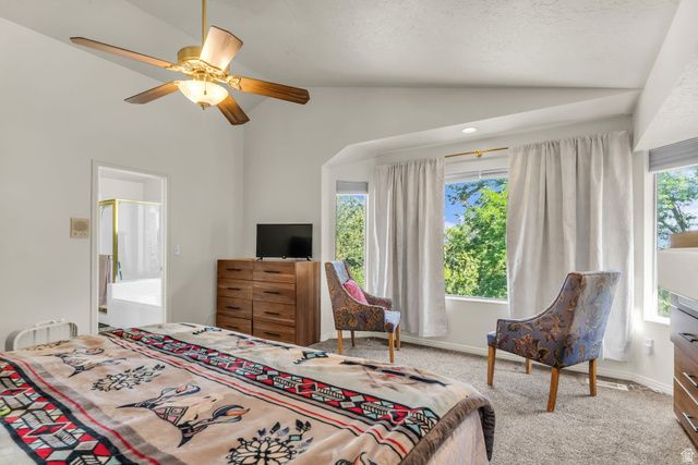 846 E HOLROYD DR, South Ogden, UT 84403