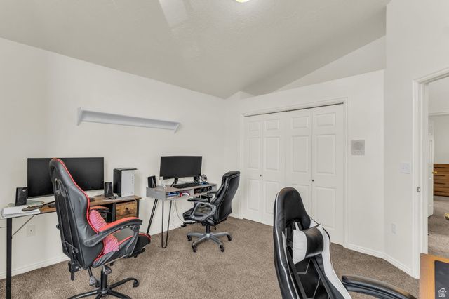 846 E HOLROYD DR, South Ogden, UT 84403