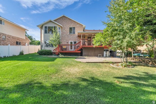 846 E HOLROYD DR, South Ogden, UT 84403