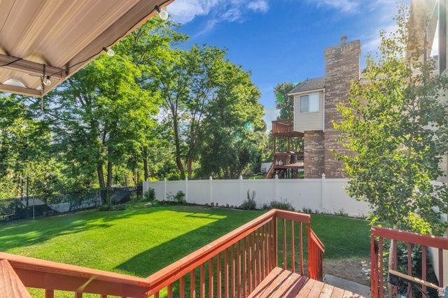846 E HOLROYD DR, South Ogden, UT 84403