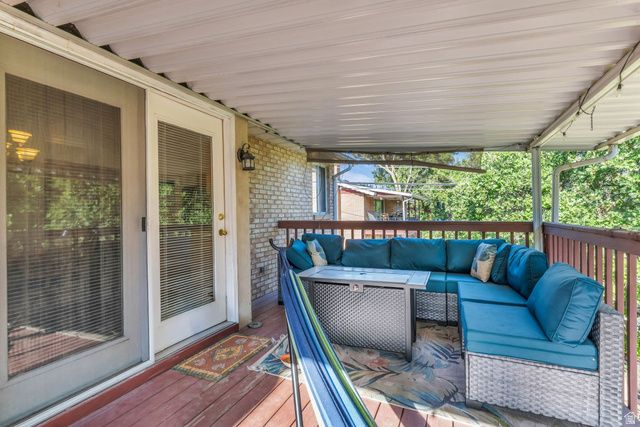 846 E HOLROYD DR, South Ogden, UT 84403