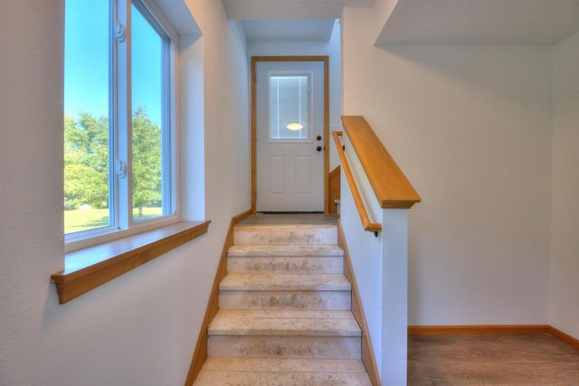 S5655 Old Lake Road, Baraboo, WI 53913