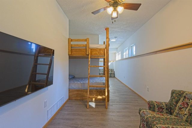 S5655 Old Lake Road, Baraboo, WI 53913