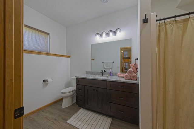 S5655 Old Lake Road, Baraboo, WI 53913