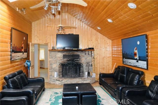 39656 Red Bud, Bass Lake, CA 93604