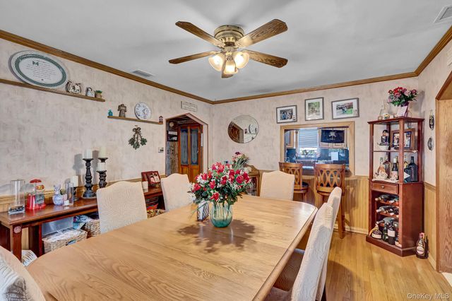 545 N 2nd Street, New Hyde Park, NY 11040