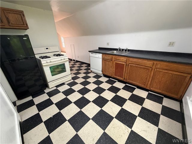 33 Tyler Street, Buffalo, NY 14214
