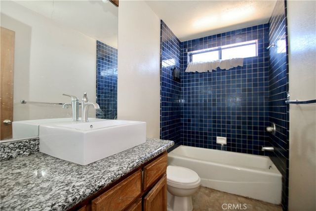 56563 Golden Bee, Yucca Valley, CA 92284