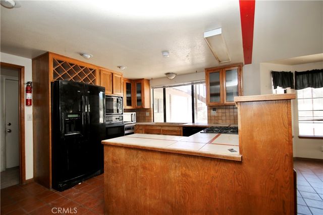 56563 Golden Bee, Yucca Valley, CA 92284