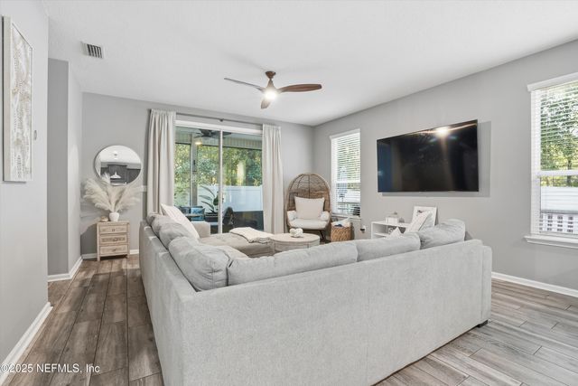 11520 DUNFORTH COVE Drive, Jacksonville, FL 32218