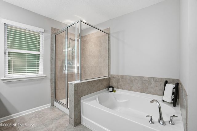 11520 DUNFORTH COVE Drive, Jacksonville, FL 32218