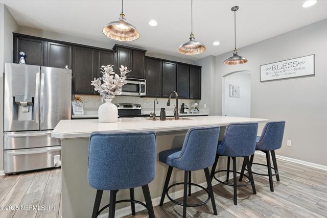 11520 DUNFORTH COVE Drive, Jacksonville, FL 32218