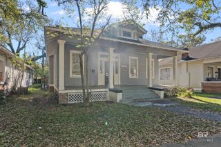 21 HOUSTON Street, Mobile, AL 36606