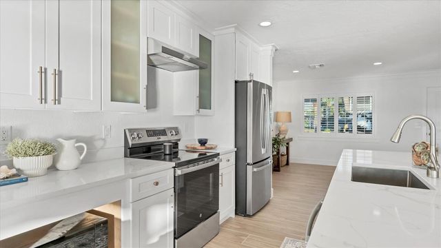 10476 BOYETTE STREET, Englewood, FL 34224