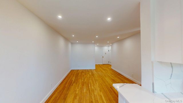 650 Warburton Avenue 5D, Yonkers, NY 10701