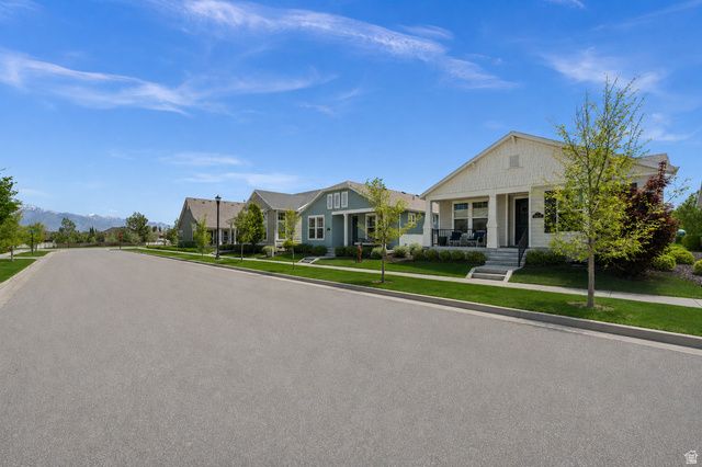 6031 W MOUNT AIRY DR, South Jordan, UT 84009