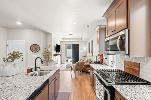 6031 W MOUNT AIRY DR, South Jordan, UT 84009