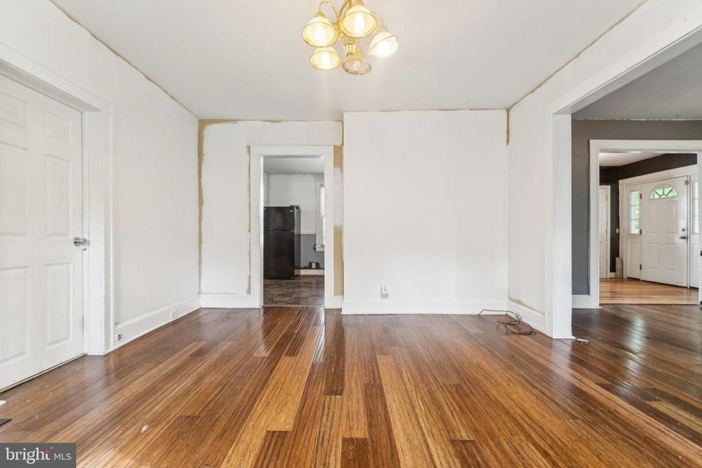 property-img
