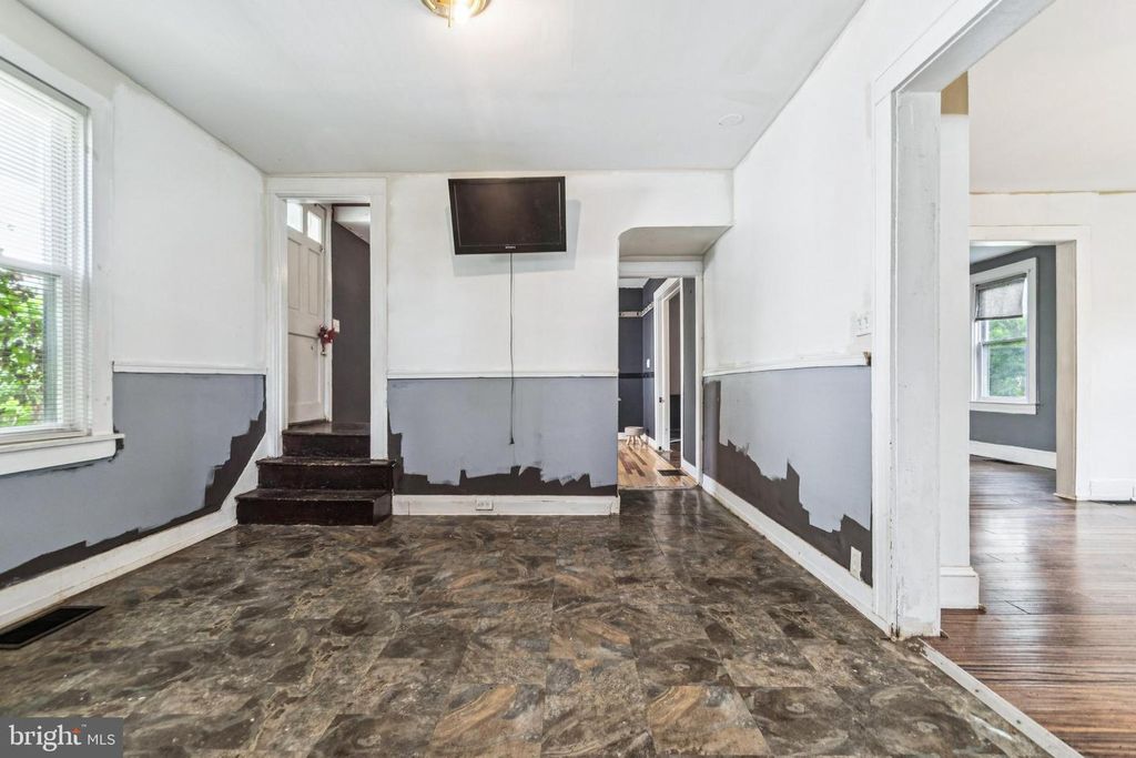 property-img