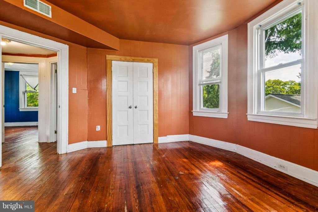 property-img
