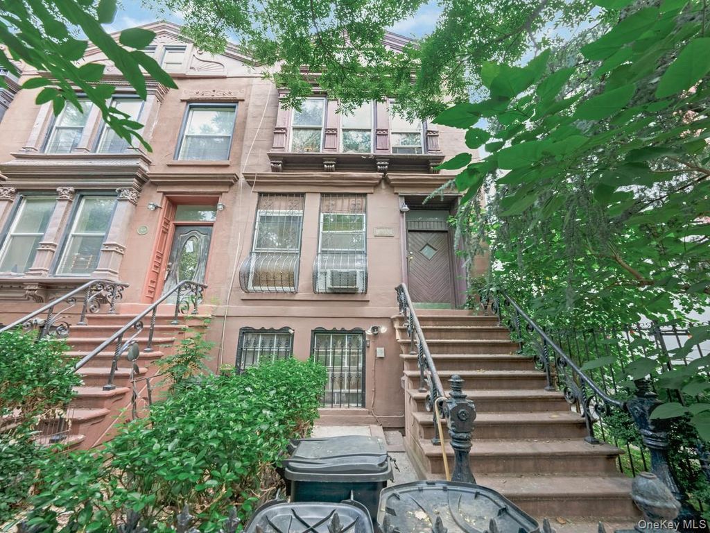 809A Greene Avenue HSE, Brooklyn, NY 11221 — exterior