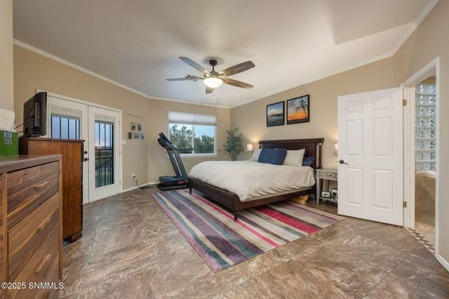 4301 Summit Lane, Las Cruces, NM 88011