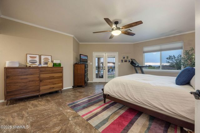 4301 Summit Lane, Las Cruces, NM 88011